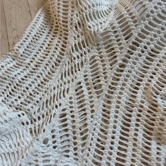 BOGO! Robin Piccone crochet swimsuit - Picture 7 of 13